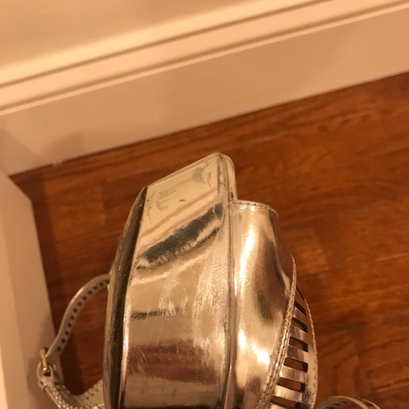 SERGIO ROSSI SILVER PLATFORM SANDALS - Picture 4 of 8